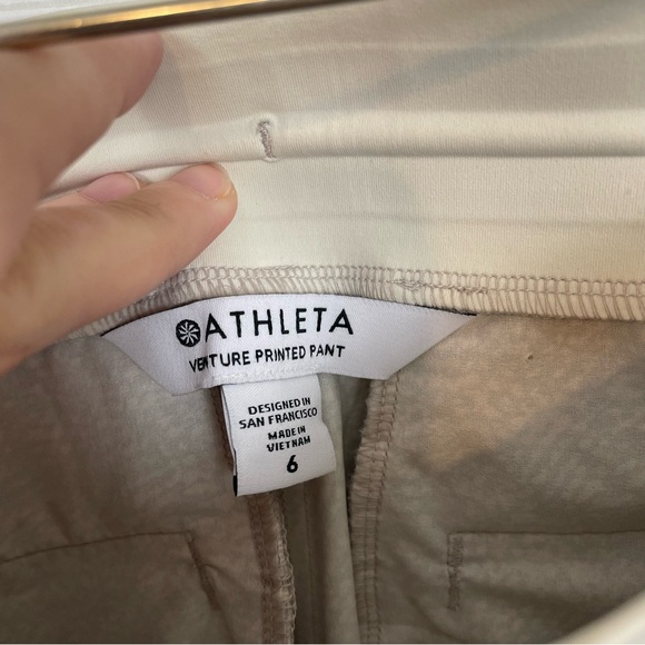 Athleta Venture Printed Pants Size 6 NWT - Picture 8 of 13